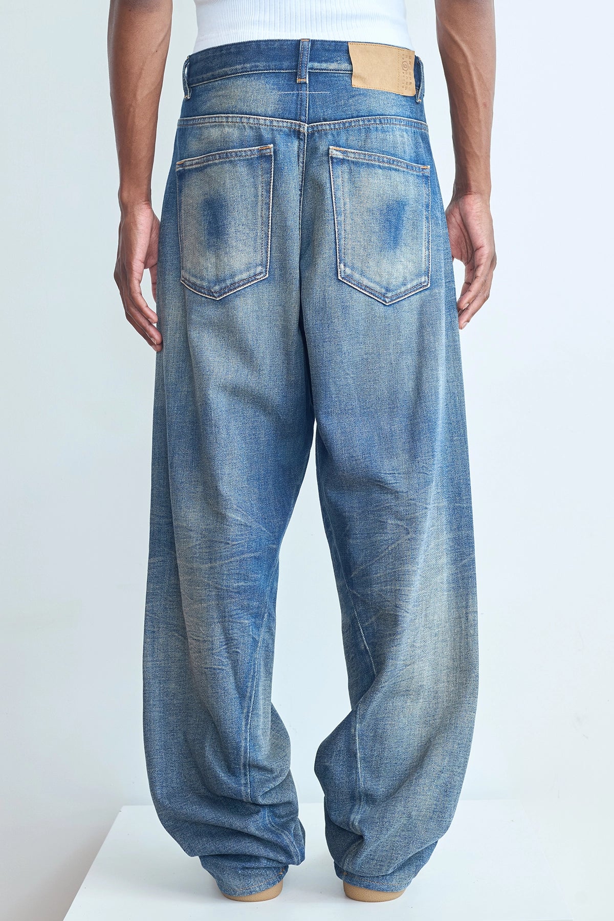 MM6 Maison Margiela Washed Denim Jeans Medium Blue – ESSXNYC