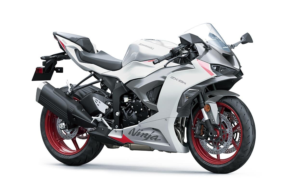 2025 Kawasaki NINJA ZX-6R Pearl Robotic White / Metallic Graphite