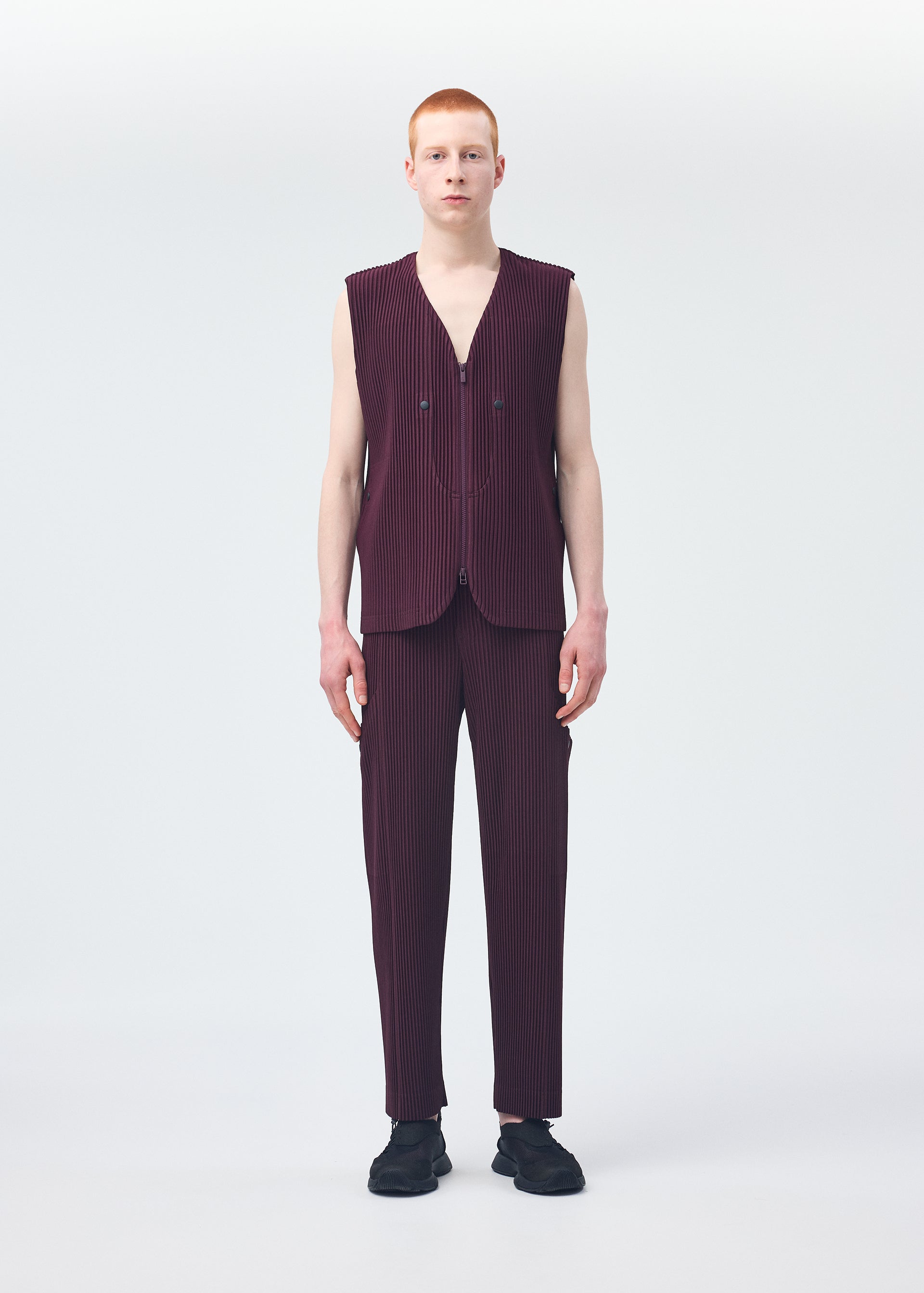 ALL VESTS – ISSEY MIYAKE EU
