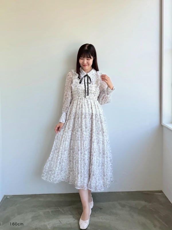 タックフリル襟ワンピース｜evelyn（エブリン）公式通販サイト