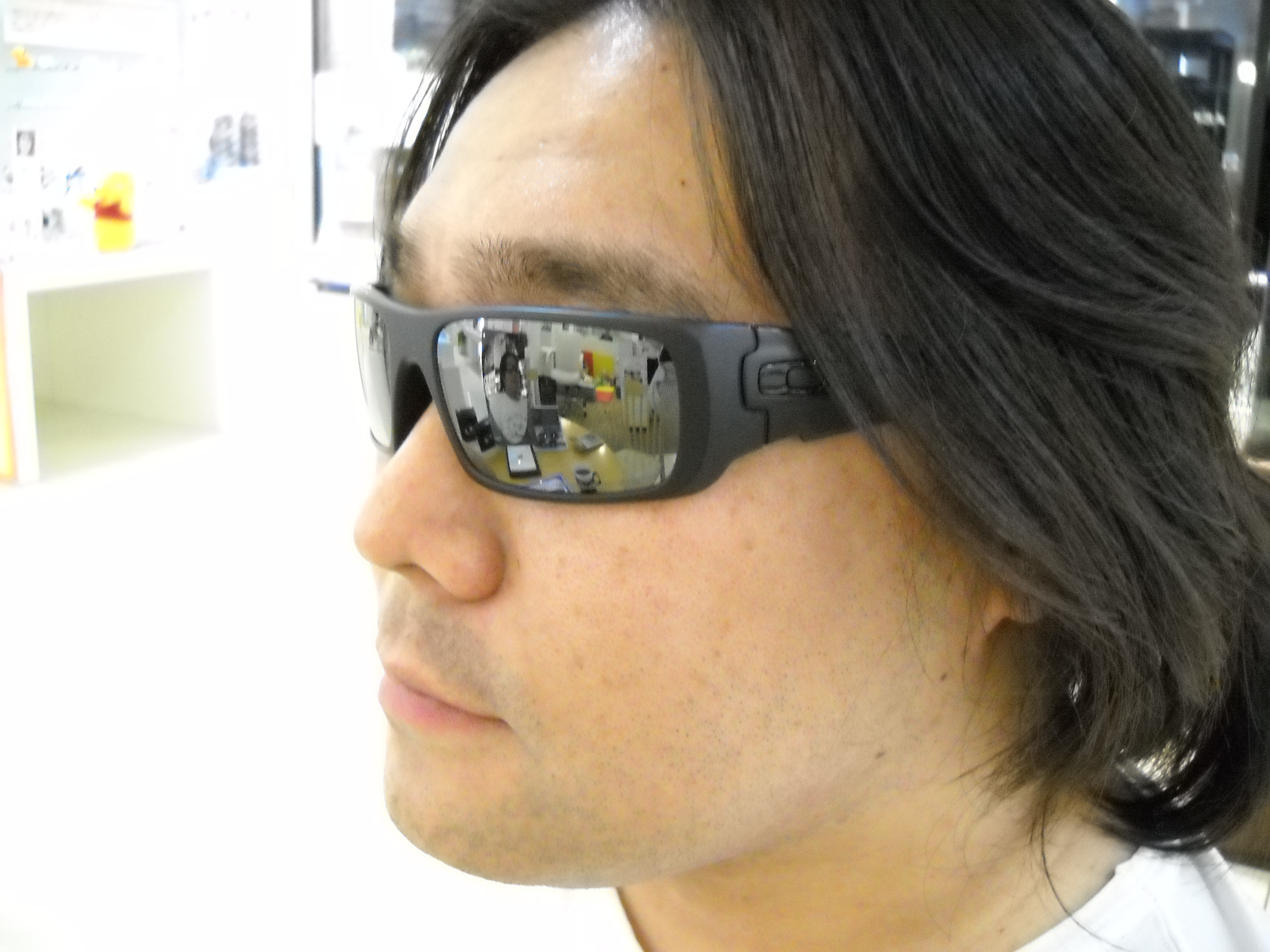 オークリーサングラスお買い求め頂きました(*^_^*)