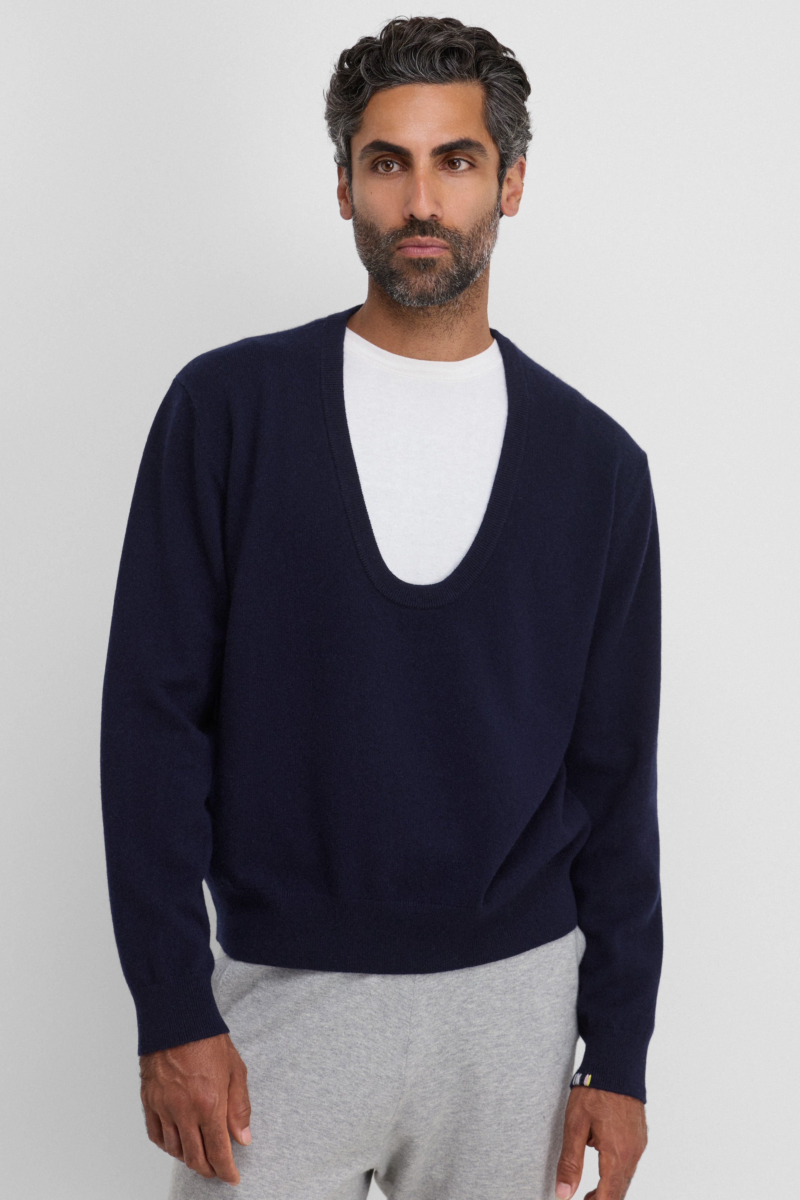 extreme cashmere scoop neck sweater – n°424 jacob – extreme cashmere x