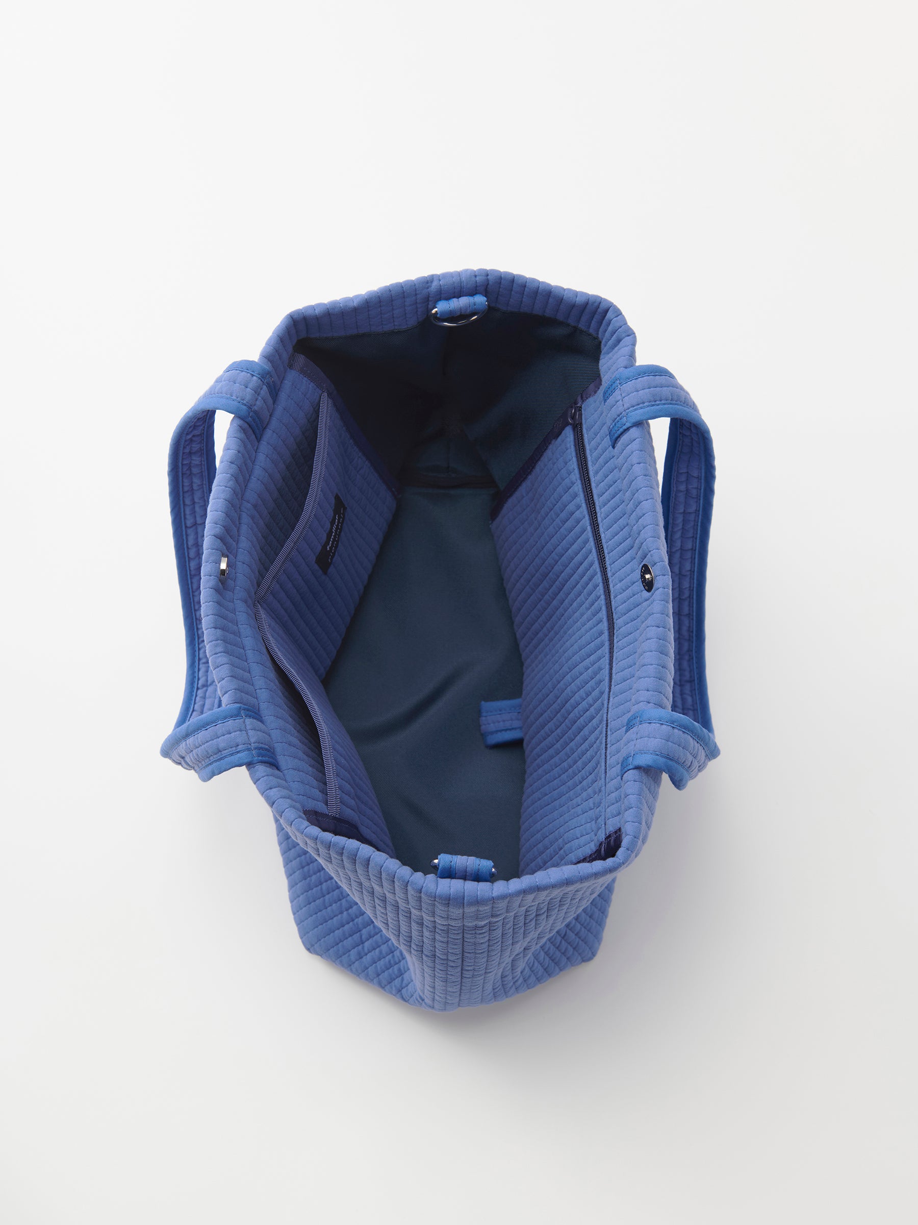 バッグ（voyage）〈pionunnal × familiar〉 | ファミリア公式サイト