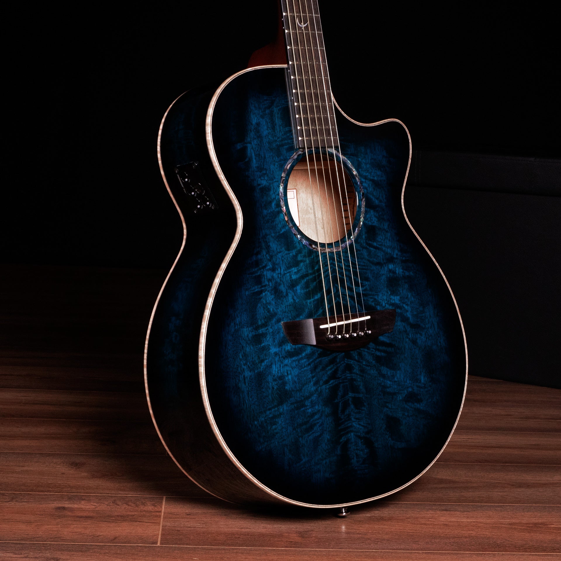 Faith Blue Moon Venus Cutaway Electro FVBLM | Handmade Acoustic