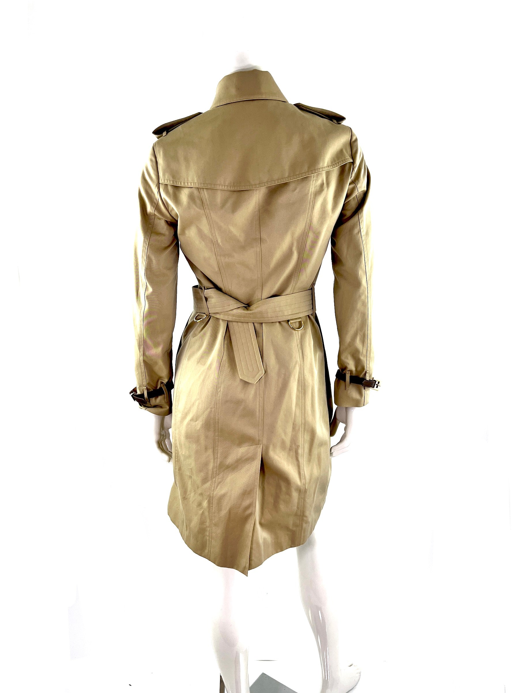 Burberry London Beige Trench Coat Jacket 40 6 – Fashion Reloved