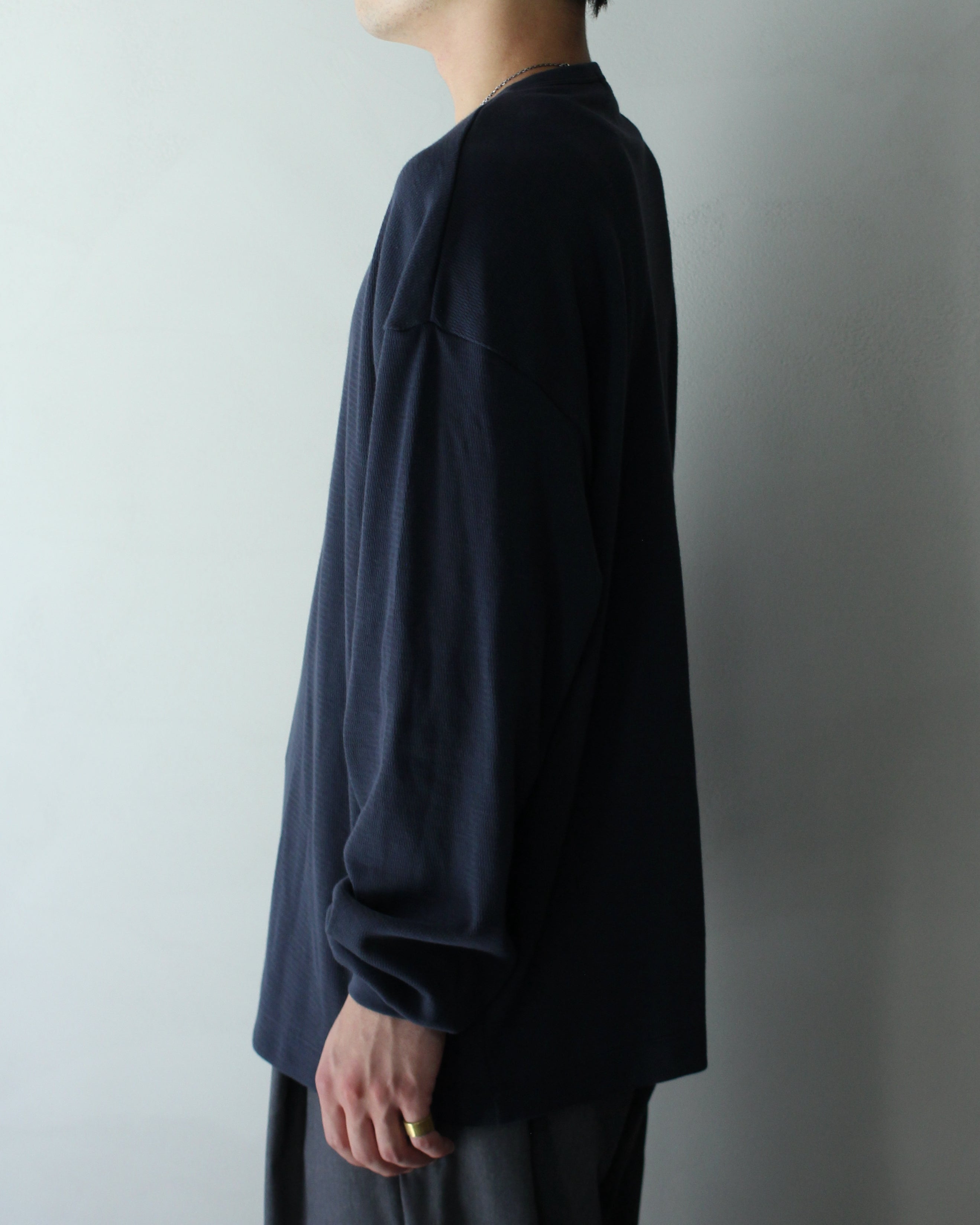 ULTERIOR / C/CASH HONEYCOMB HENLEY-NECK TOP 