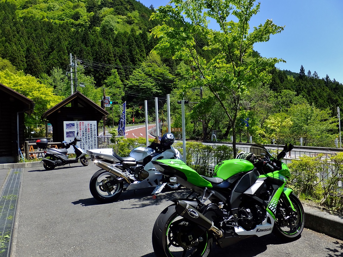 ZX-12R – おっさんライダーの憂鬱