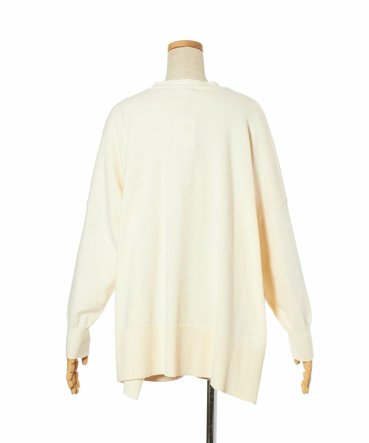 UV加工アイテム】ローズ釦ポンチョ風ニットカーディガン/an another