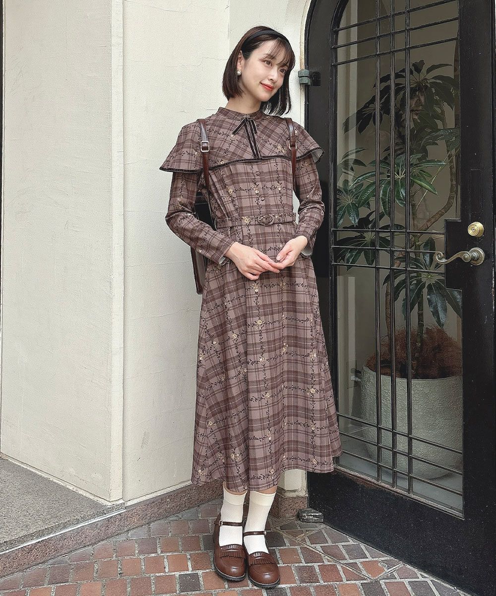 プチフラワーチェック柄ケープ付きワンピース/F i.n.t [55AE02j004