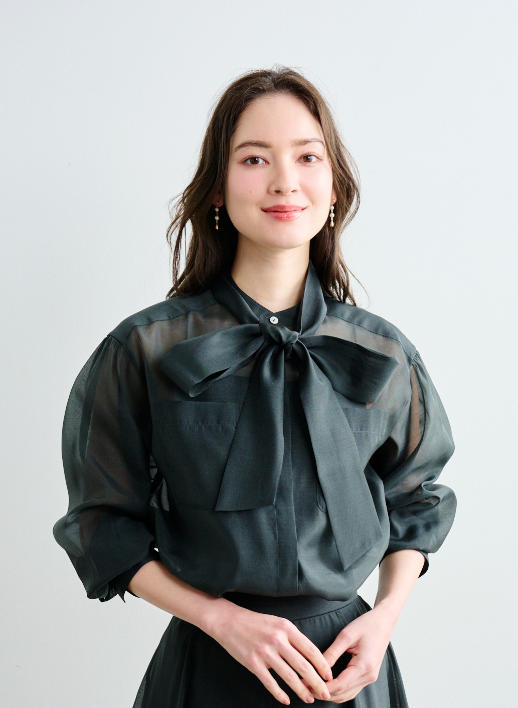 シアーボウタイブラウス｜LOUNIE（ルーニィ）公式サイト／公式