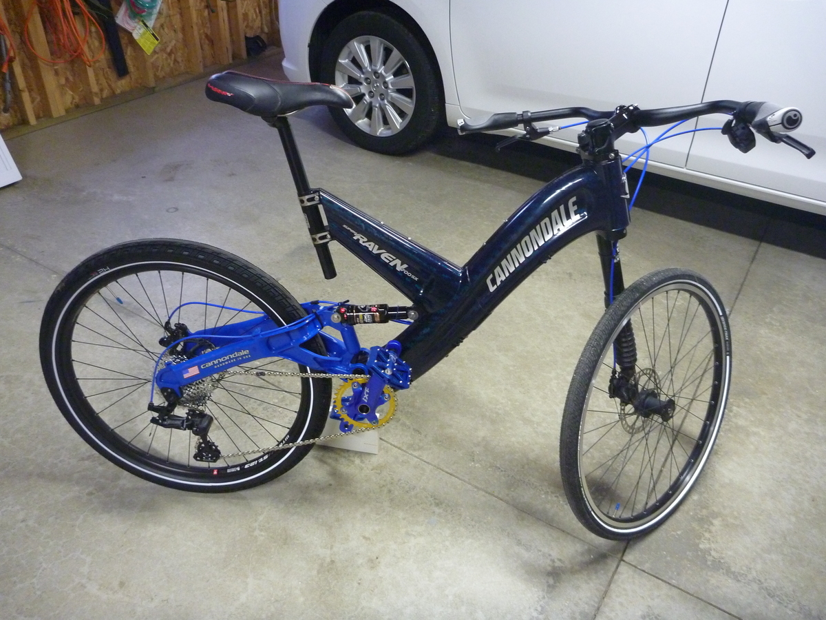 2000 Cannondale Super V Raven 700 SX