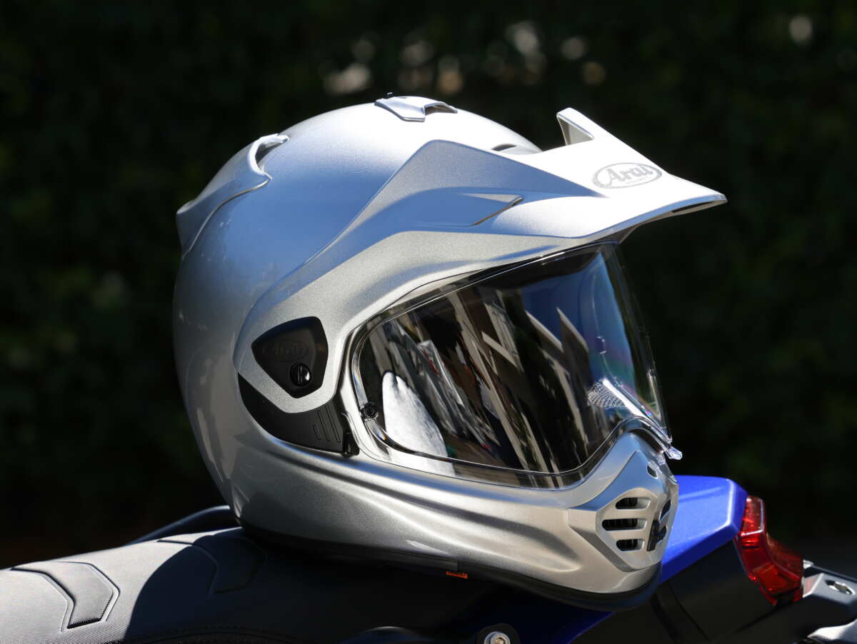 アライの新型アドベンチャーヘルメット【ツアークロスV】ガチオフ