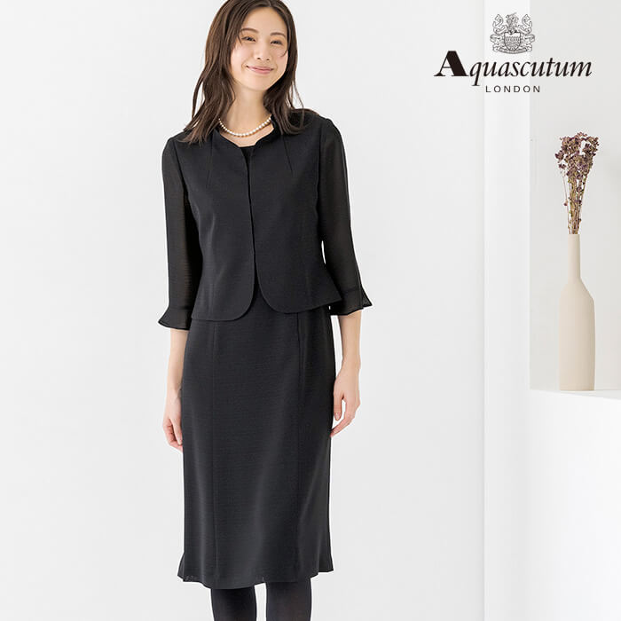 正統派の夏用アンサンブル 11号・ブラック｜東京ソワールオンライン