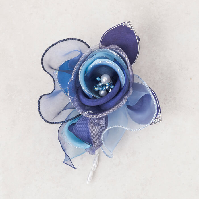 やわらかカラーのブーケコサージュ ・ネイビー｜東京ソワール