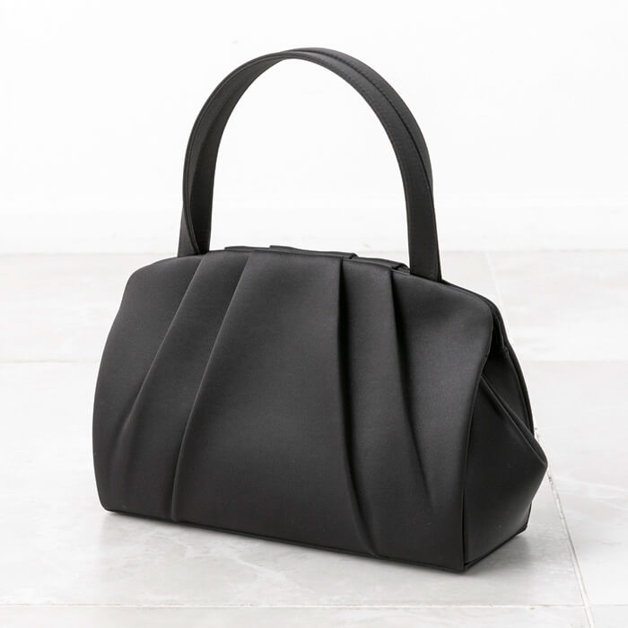 慶弔両用】タック入りソフトフォーマルバッグ ・ブラック｜東京