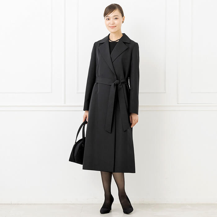 シャンタン素材のテーラードカラーコート 9号・ブラック｜東京