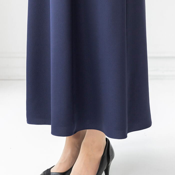 ロング丈の袖付きゲストドレス 11号・ネイビー｜東京ソワール