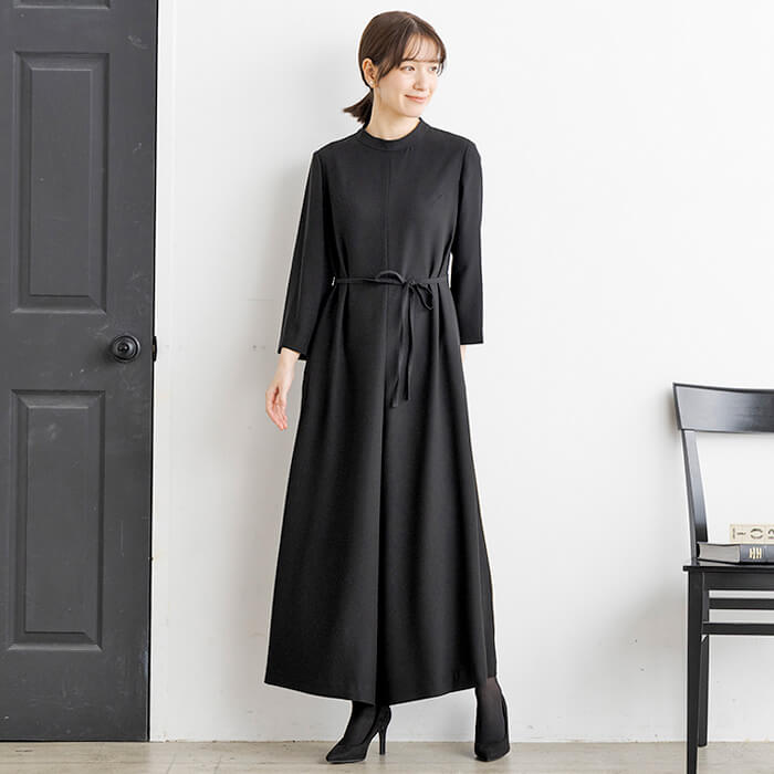 ドレッシーなオールインワンスーツ 9号・ブラック｜東京ソワール