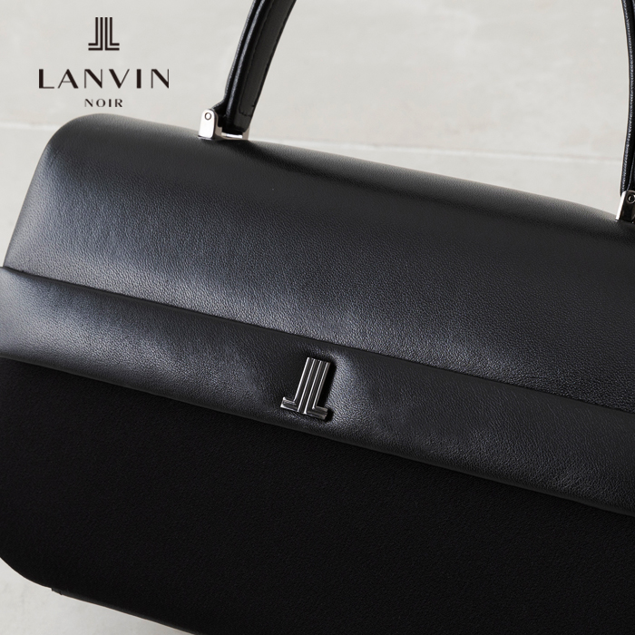 ボストンタイプのブラックバッグ ・ブラック｜東京ソワールオンライン