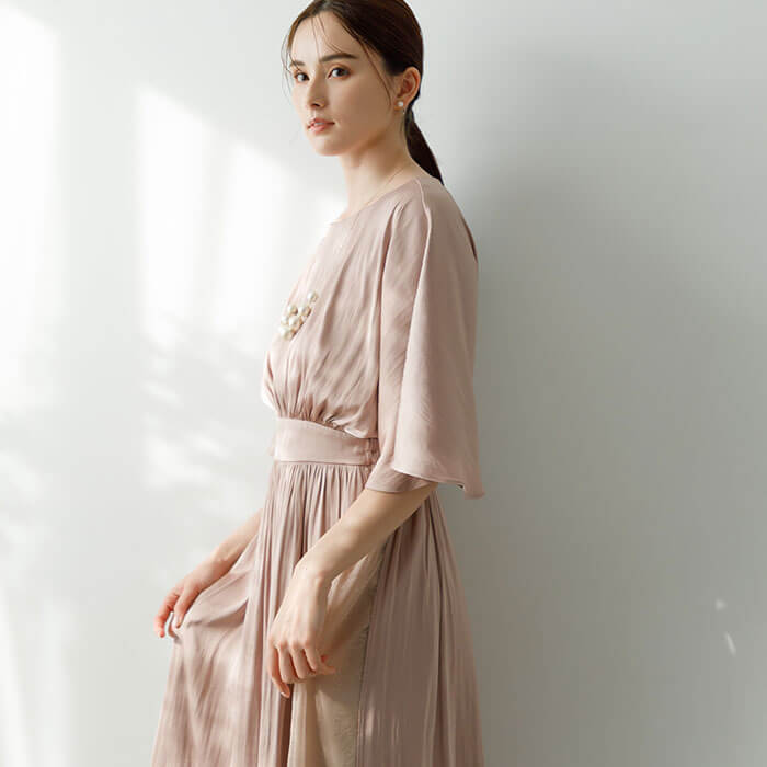 WEB限定｜ケープ風ブラウジングドレス 9号・ピンクベージュ｜東京