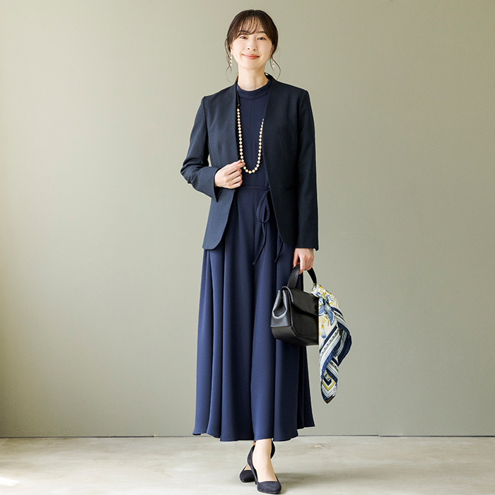 洗える｜定番ネイビーパンツスーツ 9号・ネイビー｜東京ソワール