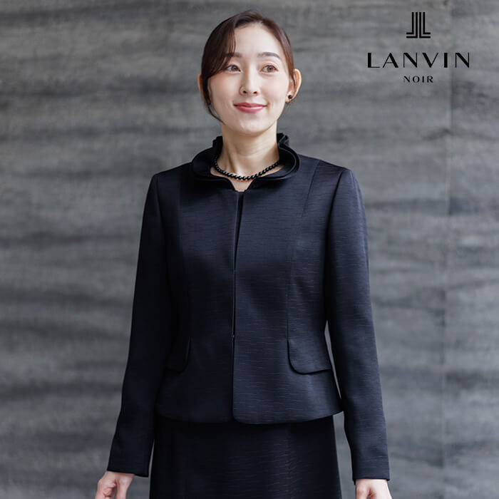 上質なジャカードに品格薫るアンサンブル 15号・ブラック｜東京