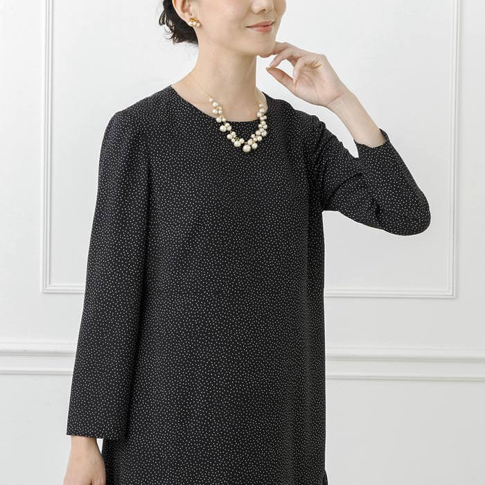 ピンドットプリントのワンピース M・ブラック｜東京ソワール