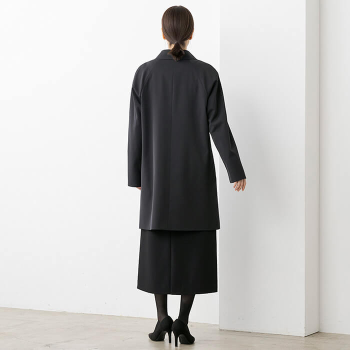 ラグラン仕立てのショールカラーコート 9号・ブラック｜東京ソワール