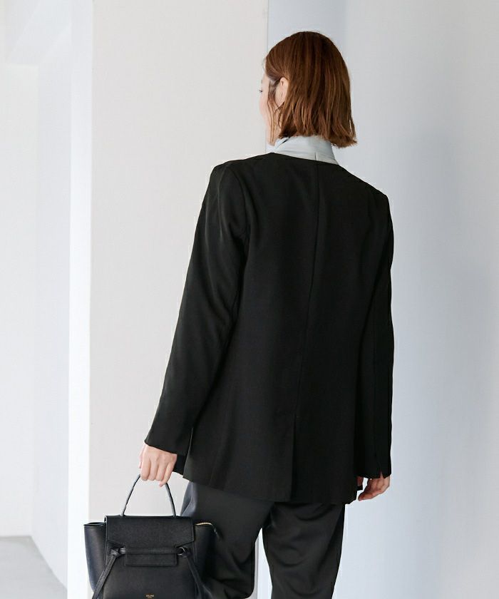 ベーシックノーカラーVネックジャケット | ur's（ユアーズ）