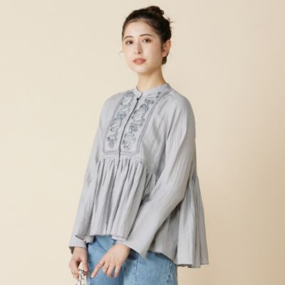 MARILYN MOON(マリリンムーン)のcode embroidery diamond tuck blouse