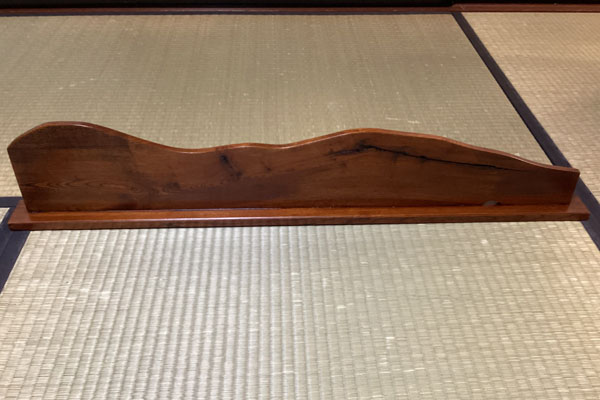 長板（ながいた）炉・風炉一双（ろ・ふろいっそう）漆真塗り | 茶道具