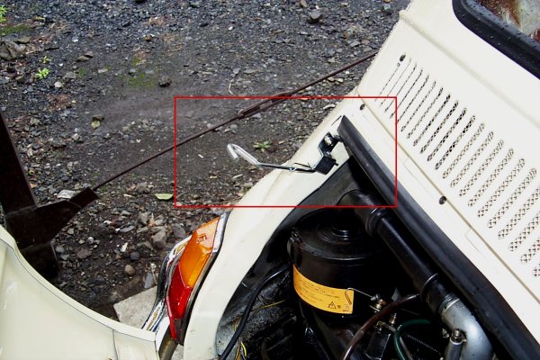 FIAT500 クラシック エンジンフードオープンステー左右2点（上開き