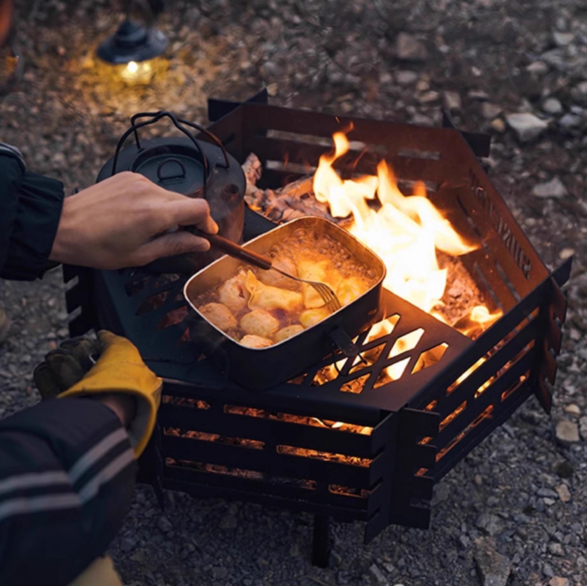 焚き火台 六角形コンパクト焚き火台 ソロ 焚き火台 ソロ|焚き火台専門