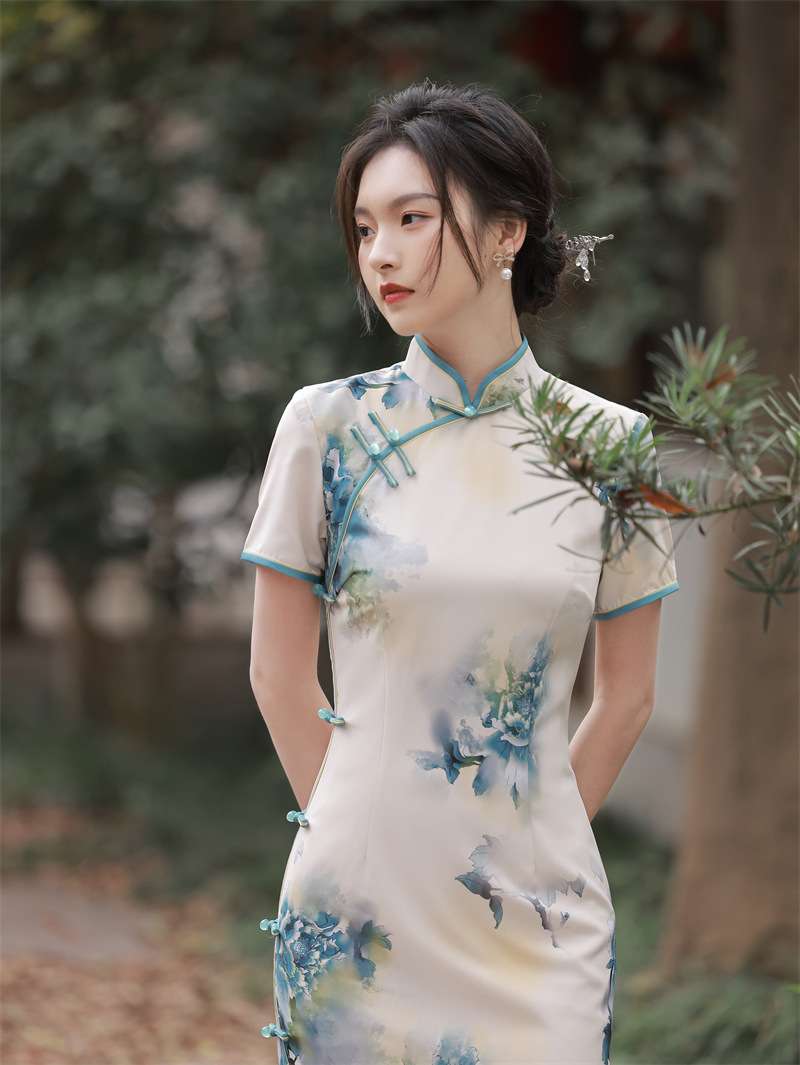 チャイナ服 花柄刺繍入りチャイナドレス ドレス|チャイナ服専門通販 Chinii