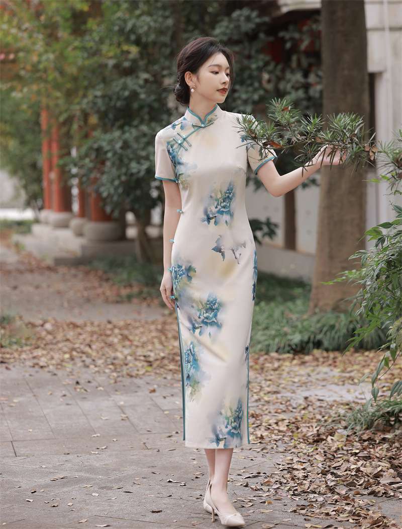 チャイナ服 花柄刺繍入りチャイナドレス ドレス|チャイナ服専門通販 Chinii