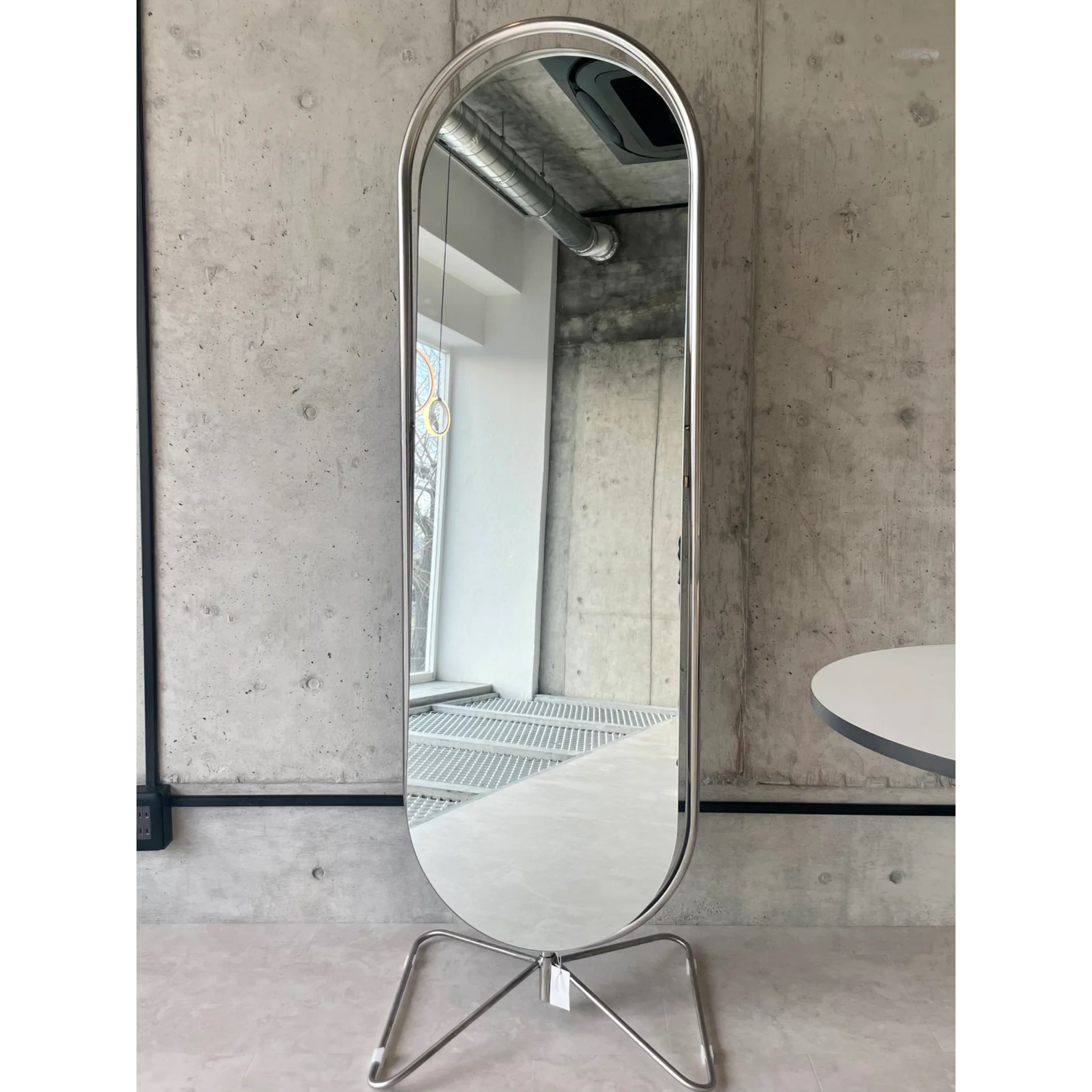 M1 Silver steel studio mirror