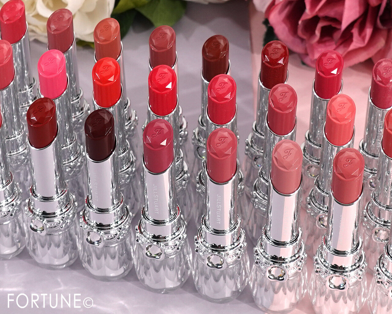 ジルスチュアート24年秋新作｜新生『リップブロッサム グロウ』を全色